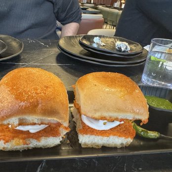 Choice Indian Restaurant - Fusion vada pav - Indian Near Me - Schaumburg, Illinois