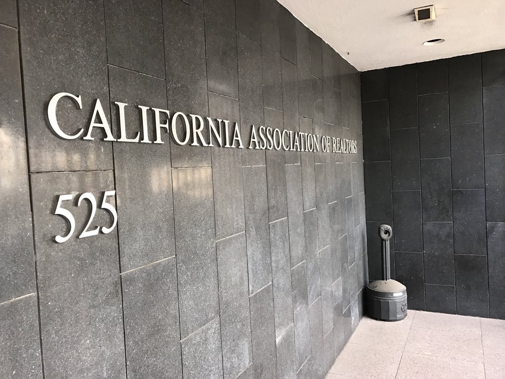 CALIFORNIA ASSOCIATION OF REALTORS Updated October 2024 525 S