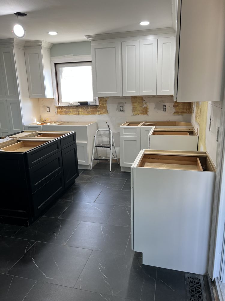 Slide of Bobo Express Construction