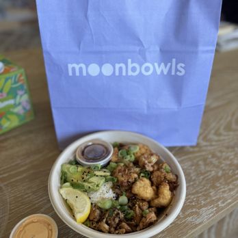 moonbowls - Bbq Sweet Korean BBQ Sauce BBQ Chicken Bowl - Korean Near Me - Los Angeles, California moonbowls - Bbq Sweet Korean BBQ Sauce BBQ Chicken Bowl - Korean Near Me - Los Angeles, California