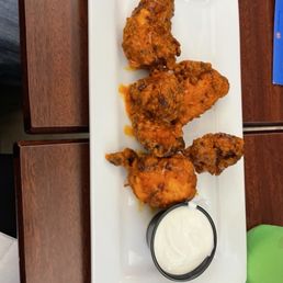 Happy Hour wings