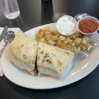 Kristi's Cafe - Cafes Near Me - Auburn, Maine