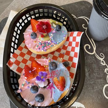 Conversations - Friend got the Kaleidoscope Bagel with fruit-tinted cream cheese and edible flowers - Cafes Near Me - Honolulu, Hawaii Conversations - Friend got the Kaleidoscope Bagel with fruit-tinted cream cheese and edible flowers - Cafes Near Me - Honolulu, Hawaii