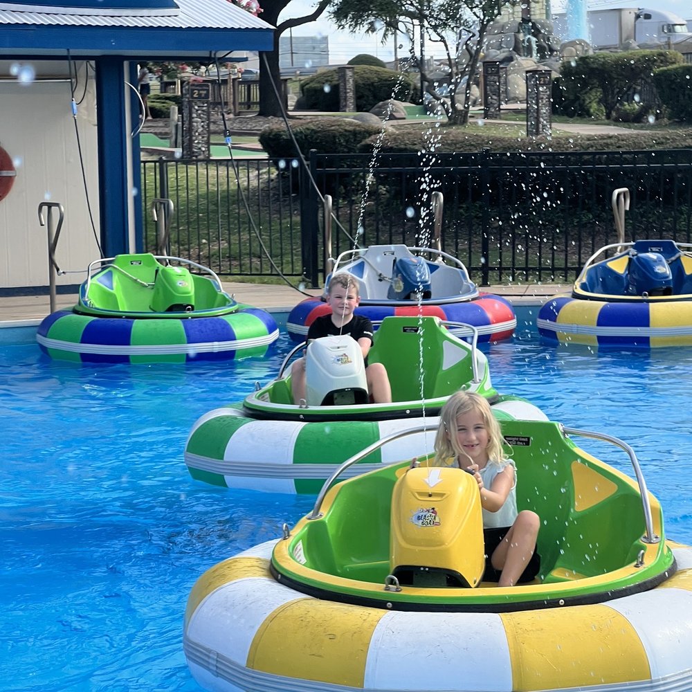Austin’s - Bummer boats - Bowling Near Me - Pflugerville, Texas