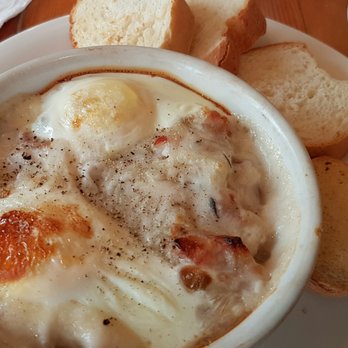 Cream Pot - I just have to order this. It looks so yummy. - Breakfast & Brunch Near Me - Honolulu, Hawaii Cream Pot - I just have to order this. It looks so yummy. - Breakfast & Brunch Near Me - Honolulu, Hawaii