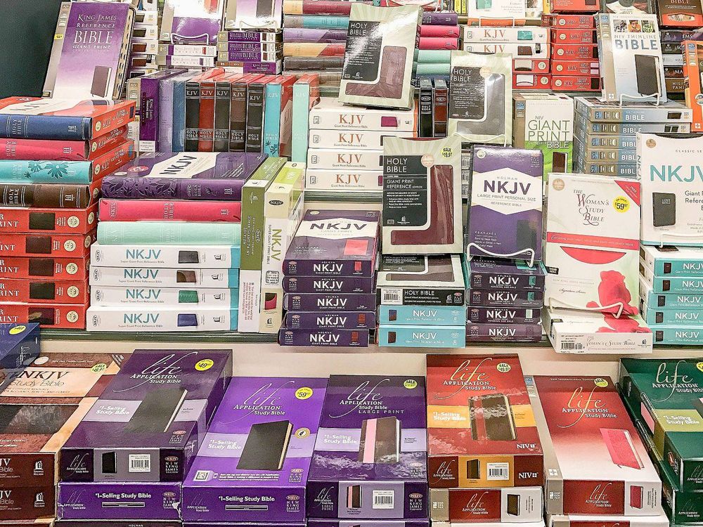 THE LIGHTHOUSE BOOKSTORE Updated September 2024 60 Drive