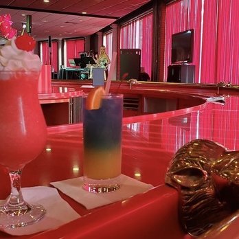 Cove Haven Resort - Part of the heart shaped bar at the Colosseum. - Resorts Near Me - Lakeville, Pennsylvania Cove Haven Resort - Part of the heart shaped bar at the Colosseum. - Resorts Near Me - Lakeville, Pennsylvania