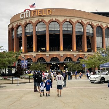 Citi Field - Front entrance - Stadiums & Arenas Near Me - Corona, New York Citi Field - Front entrance - Stadiums & Arenas Near Me - Corona, New York