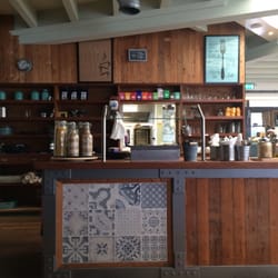 Grand Café Berlin - Veel hout en veel moois.