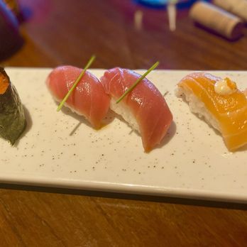 Momo - Nigiri Ikura, tuna, salmon - Japanese Near Me - Quintana Roo, ROO
