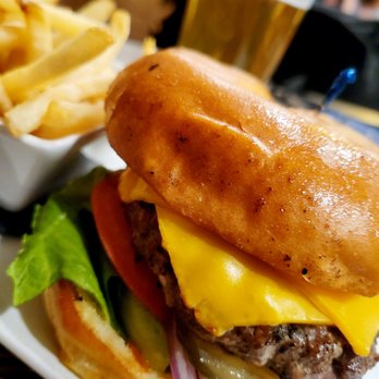 The Local - Old Town Clovis - Cheeseburger - New American Near Me - Clovis, California
