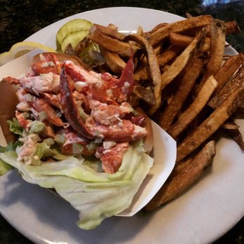 Daves Bar and Grille - Lobster roll - Sports Bars Near Me - Warwick, Rhode Island Daves Bar and Grille - Lobster roll - Sports Bars Near Me - Warwick, Rhode Island