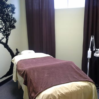 Green Leaf Acupuncture - Treatment Room #2 - Acupuncture Near Me - Portland, Oregon Green Leaf Acupuncture - Treatment Room #2 - Acupuncture Near Me - Portland, Oregon