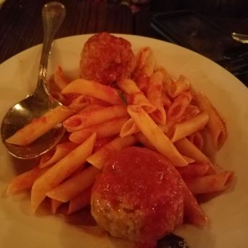 Il Pizzaiolo - Italian Near Me - Warrendale, Pennsylvania Il Pizzaiolo - Italian Near Me - Warrendale, Pennsylvania