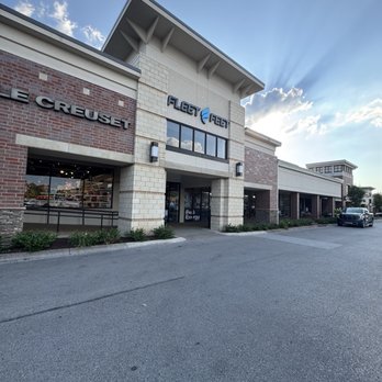 Fleet Feet - Sports Wear Near Me - Brentwood, Tennessee