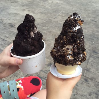Sweet Jesus - Brownie and cookies cookie cookies and cream - Desserts Near Me - Toronto, Ontario Sweet Jesus - Brownie and cookies cookie cookies and cream - Desserts Near Me - Toronto, Ontario