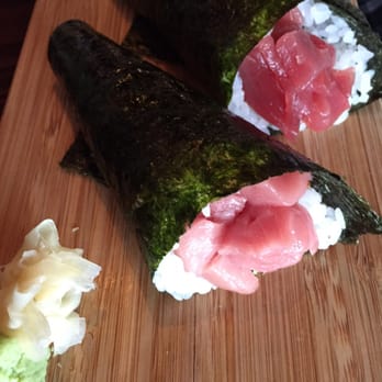 Sushi Bada - Tuna handrolls: one regular and one fatty tuna - Japanese Near Me - Suffern, New York