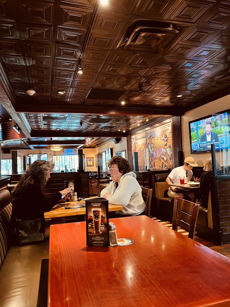 BJ's Restaurant & Brewhouse