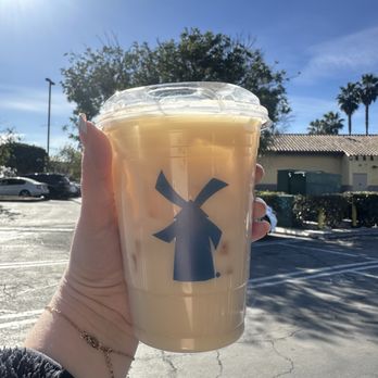Dutch Bros Coffee - black tea with oat milk - Juice Bars & Smoothies Near Me - Baldwin Park, California
