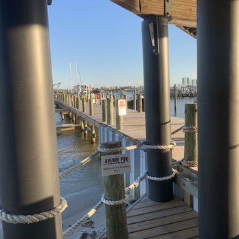 Avenue Pub - Orange Beach - American Near Me - Orange Beach, Alabama