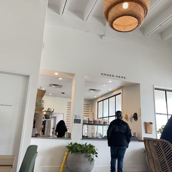 Hank's - Coffee & Tea Near Me - Austin, Texas