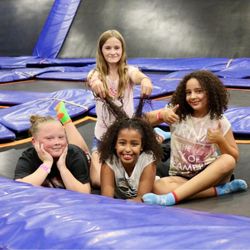 Aerosports - groups jump