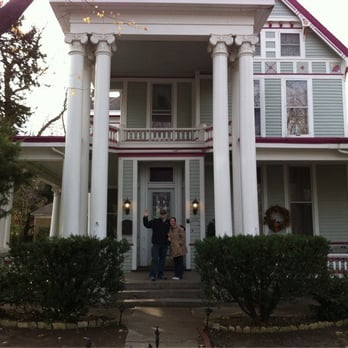 Iron Gate Inn - Hotels Near Me - Winfield, Kansas