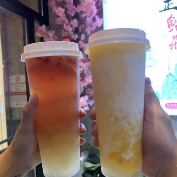Modern China Tea Shop: Oriental Tea - dragonfruit & pear tea and mango smoothie - Coffee & Tea Near Me - Chicago, Illinois Modern China Tea Shop: Oriental Tea - dragonfruit & pear tea and mango smoothie - Coffee & Tea Near Me - Chicago, Illinois