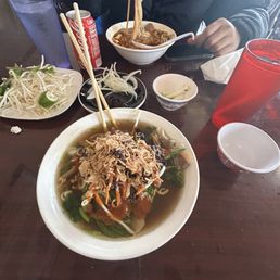 P1. 3 Topping Pho with Nuoc Beo and fried shallots P1. 3 Topping Pho with Nuoc Beo and fried shallots