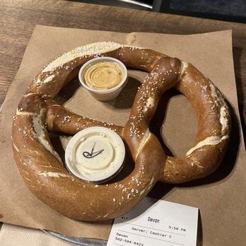 Mac's @ Milewide - Pretzel with beer cheese - Pizza Near Me - Louisville, Kentucky