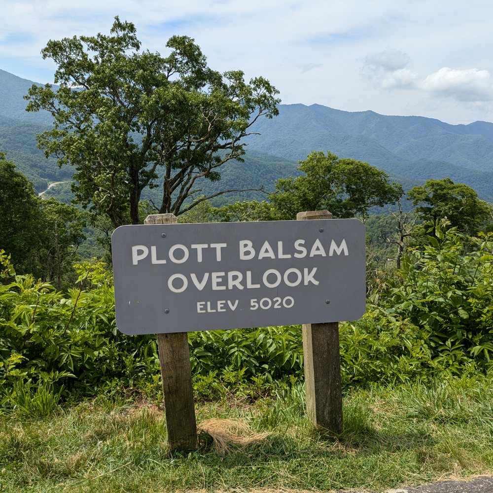 Plott Balsam Overlook - Plott Balsam Overlook, Blue Ridge Parkway, Maggie Valley NC - Parks Near Me - Maggie Valley, North Carolina Plott Balsam Overlook - Plott Balsam Overlook, Blue Ridge Parkway, Maggie Valley NC - Parks Near Me - Maggie Valley, North Carolina