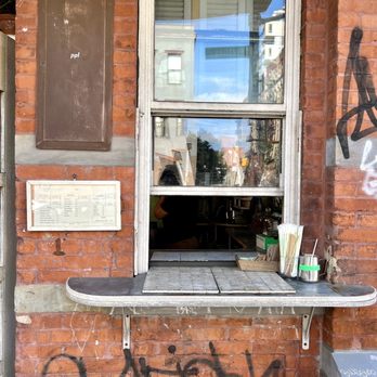 PPL - I take more videos than anything else. @flygaltravels - Coffee & Tea Near Me - Brooklyn, New York