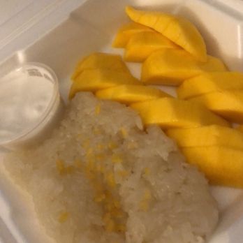 Bhan Baitong - Mango sticky rice - Thai Near Me - Lake Forest, California Bhan Baitong - Mango sticky rice - Thai Near Me - Lake Forest, California
