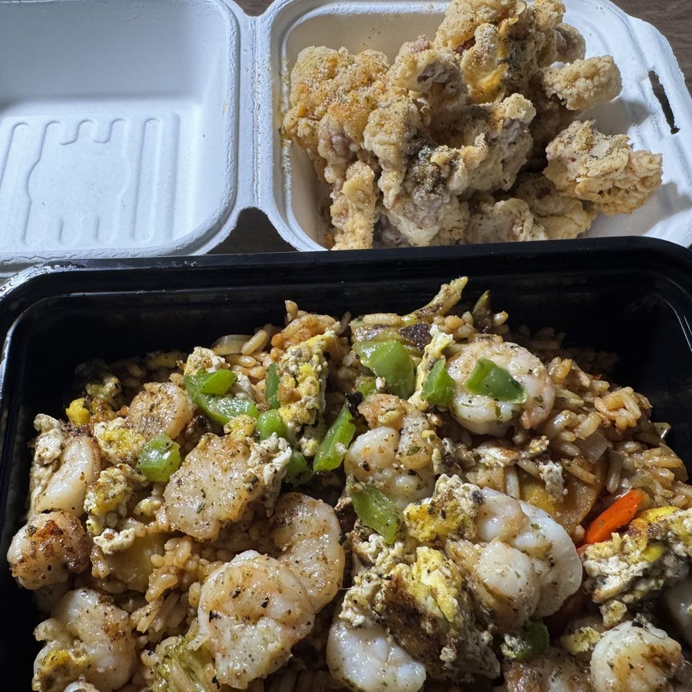 Fried Rice & Thangs - Burgers Near Me - Benton Harbor, Michigan