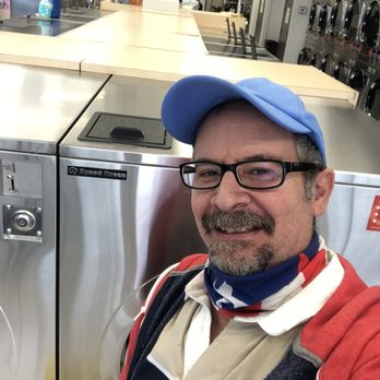 Sunny Bubbles Laundry - Laundromat Near Me - Tampa, Florida