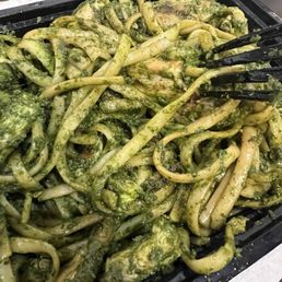 Linguine al Pesto Linguine al Pesto