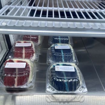 Sweet Red Peach - Tempting cakes. - Desserts Near Me - Pasadena, California Sweet Red Peach - Tempting cakes. - Desserts Near Me - Pasadena, California