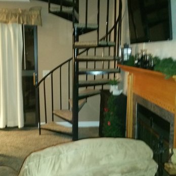 Deer Ridge Mountain Resort - Spiral stair case to the loft bedroom above - Resorts Near Me - Gatlinburg, Tennessee Deer Ridge Mountain Resort - Spiral stair case to the loft bedroom above - Resorts Near Me - Gatlinburg, Tennessee