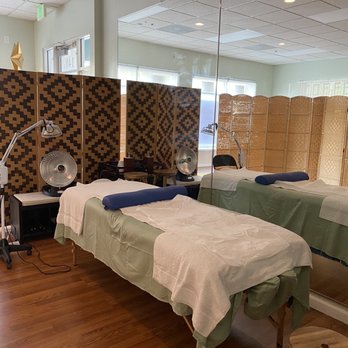 Santa Clara Acupuncture - Massage Area - Acupuncture Near Me - San Jose, California Santa Clara Acupuncture - Massage Area - Acupuncture Near Me - San Jose, California