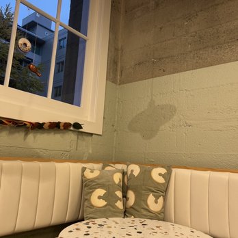 Cream Pony - Corner seating - Donuts Near Me - North Vancouver, British Columbia Cream Pony - Corner seating - Donuts Near Me - North Vancouver, British Columbia