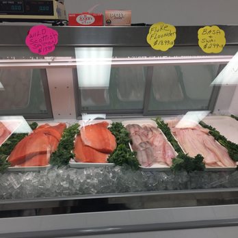 Frank's Seafood - a display of fresh fish - Seafood Near Me - Sharon Hill, Pennsylvania