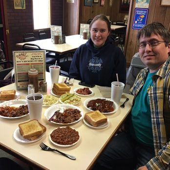 Roy's Hickory Pit BBQ - A little bit of everything! - Barbeque Near Me - Hutchinson, Kansas Roy's Hickory Pit BBQ - A little bit of everything! - Barbeque Near Me - Hutchinson, Kansas