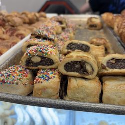 Bake - Fig anyone?