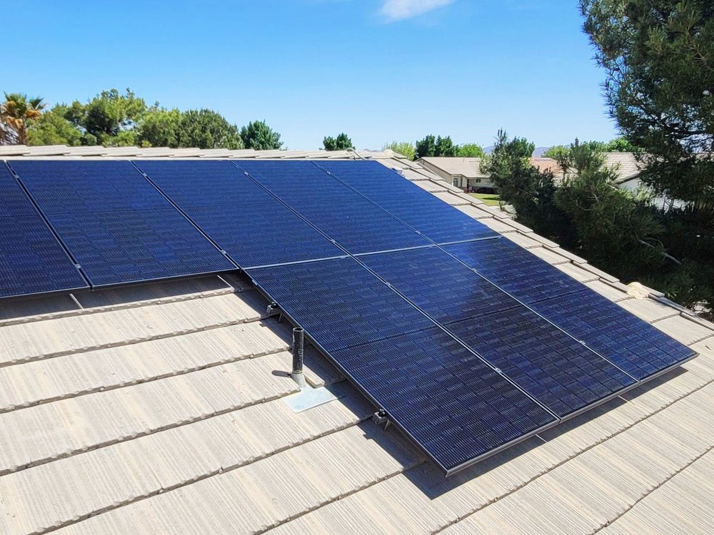 Slide of Bundle, A Solar Company