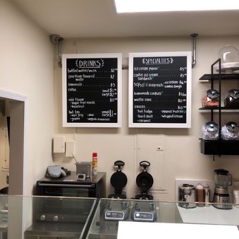 Bloomfield Creamery - Ice Cream & Frozen Yogurt Near Me - Pasadena, California