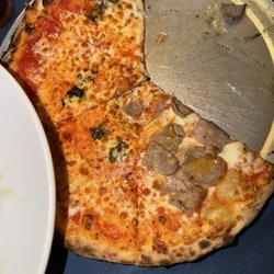 Giovanni's Inn