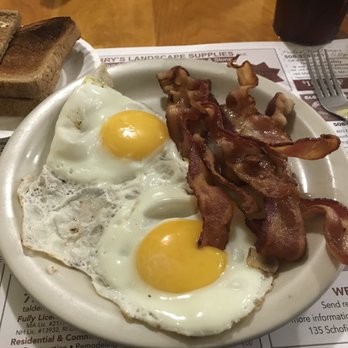 Dad's - Eggs & Bacon - Diners Near Me - Charlton, Massachusetts