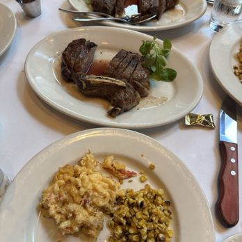 Bobby Van's Steakhouse - Steakhouses Near Me - New York, New York