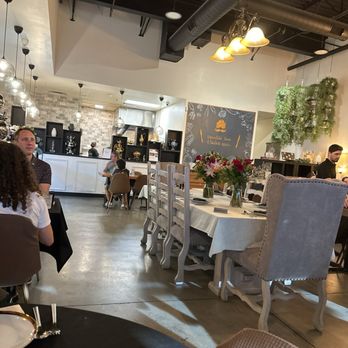 Sultan - Inside - Mediterranean Near Me - McKinney, Texas