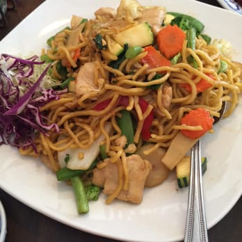 Thai Tip - Lo mein! so good! - Thai Near Me - Albuquerque, New Mexico Thai Tip - Lo mein! so good! - Thai Near Me - Albuquerque, New Mexico